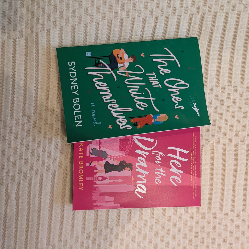 Green and Pink Novel Set